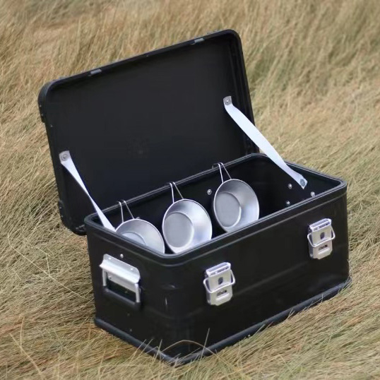 Aufbewahrungsbehälter, -boxen und -koffer aus Aluminium fürs Camping